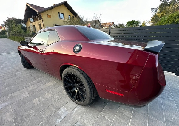 Dodge Challenger cena 133000 przebieg: 63581, rok produkcji 2017 z Łódź małe 121